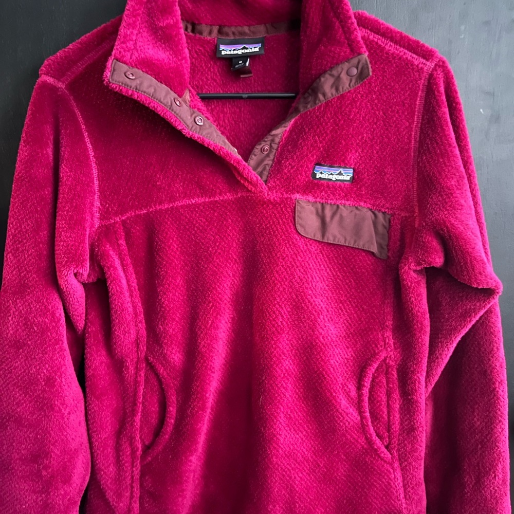 Patagonia Magenta Fleece Pullover